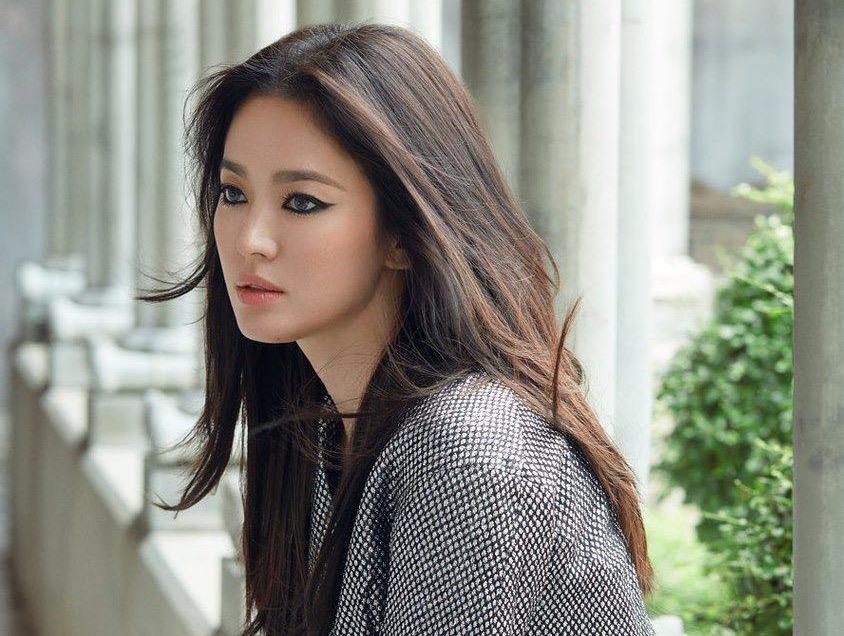 Song Hye Kyo bi che trang diem mat meo khong dep nhu sao Han khac hinh anh