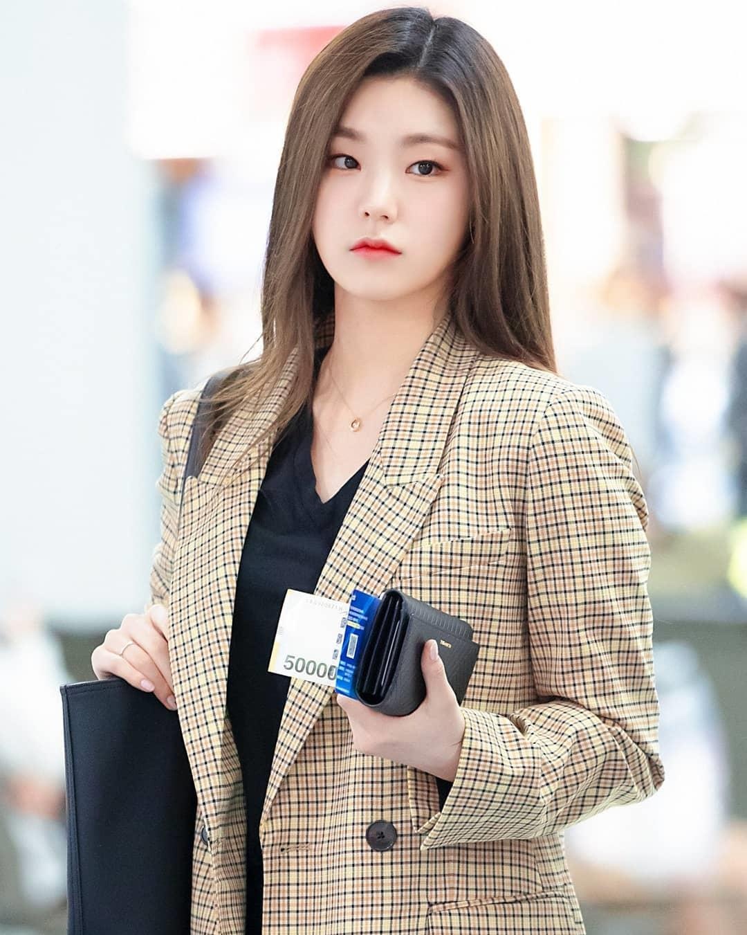 thời trang của Yeji ITZY ảnh 9 thoi trang cua Yeji ITZY anh 9