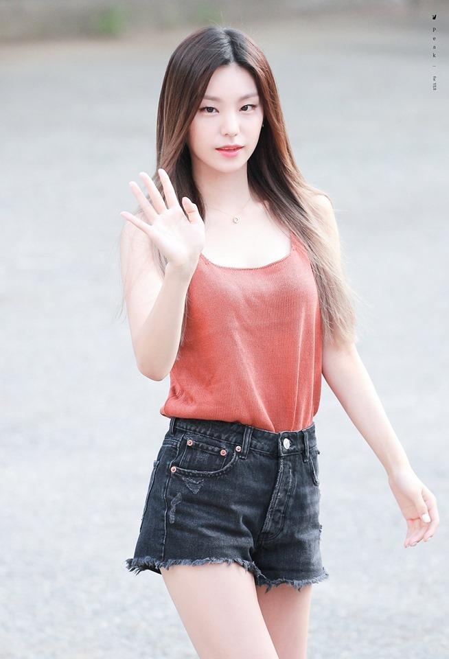 thời trang của Yeji ITZY ảnh 10 thoi trang cua Yeji ITZY anh 10