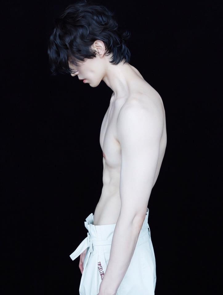 làn da của Lee Dong Wook ảnh 4 lan da cua Lee Dong Wook anh 4