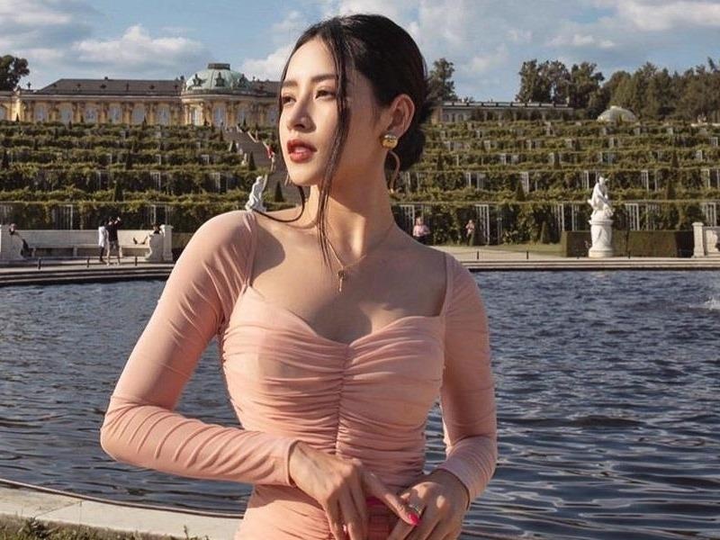 Chi Pu mac vay bo sat goi cam, Quynh Anh Shyn dien hanbok kho hieu hinh anh