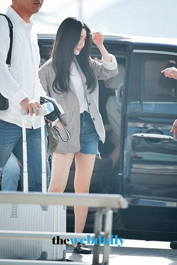 thoi trang cua Irene va Tzuyu anh 4