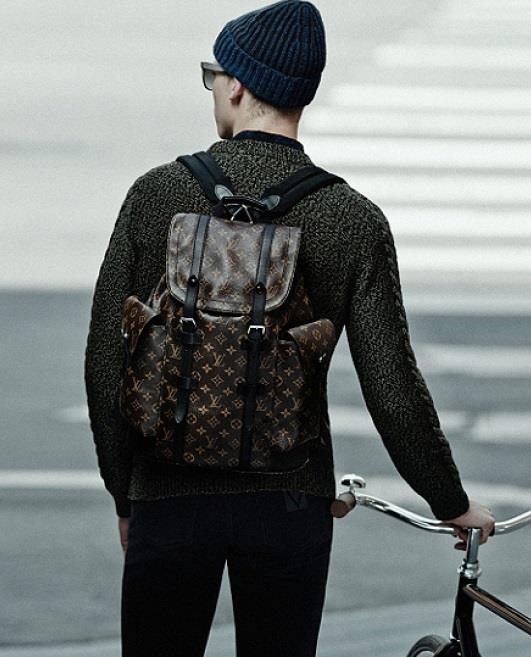 nhung mau balo danh cho nam anh 7