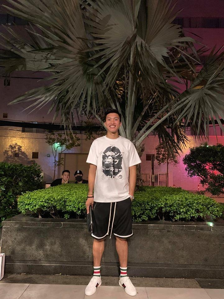 thoi trang cua Doan Van Hau anh 7