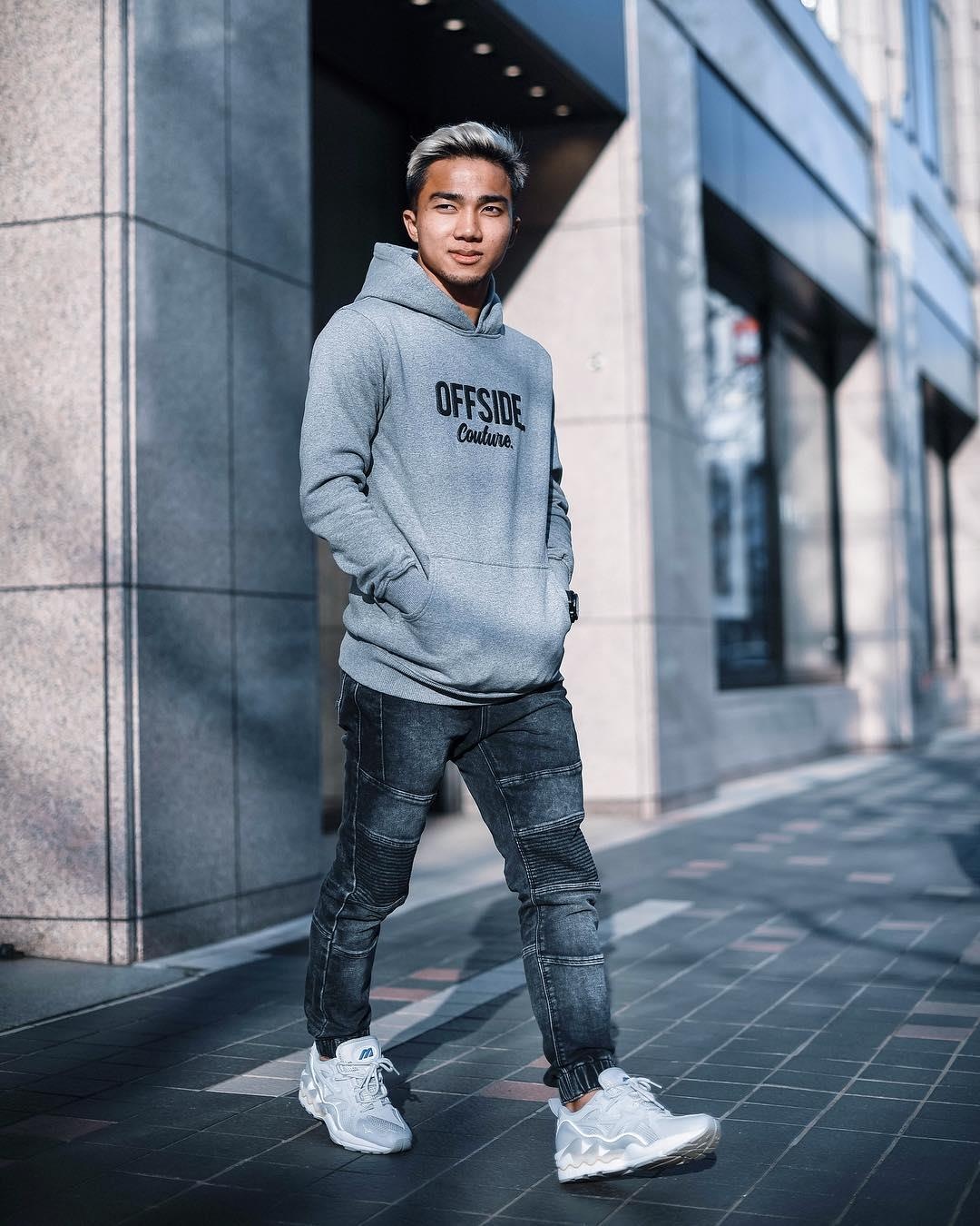 Thoi trang cua cau thu Thai Chanathip anh 11