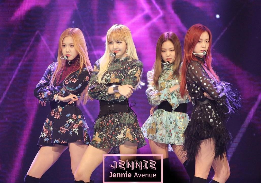 Jennie duoc thien vi trong BlackPink anh 8