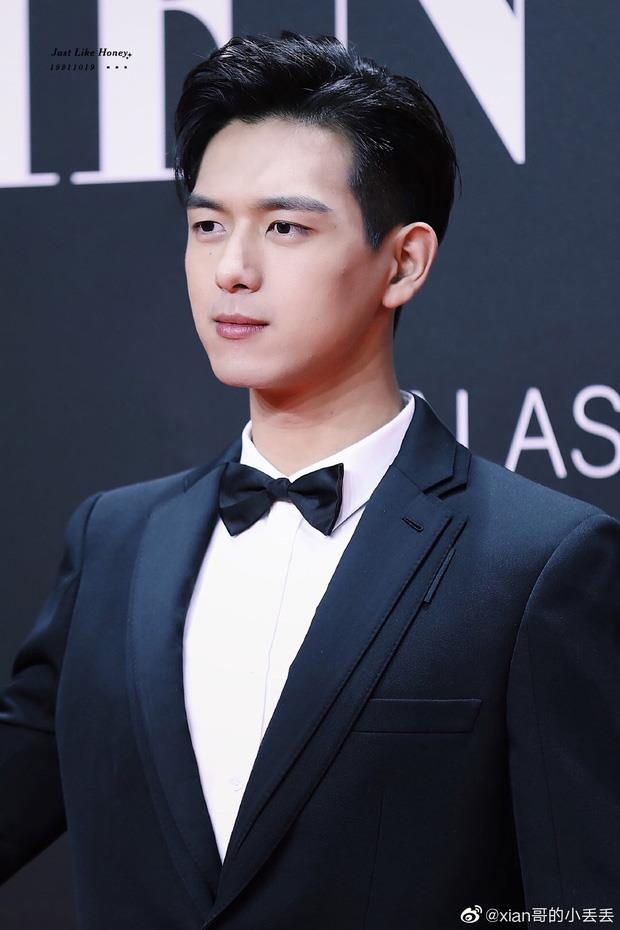 sao nam mac vest dep anh 2