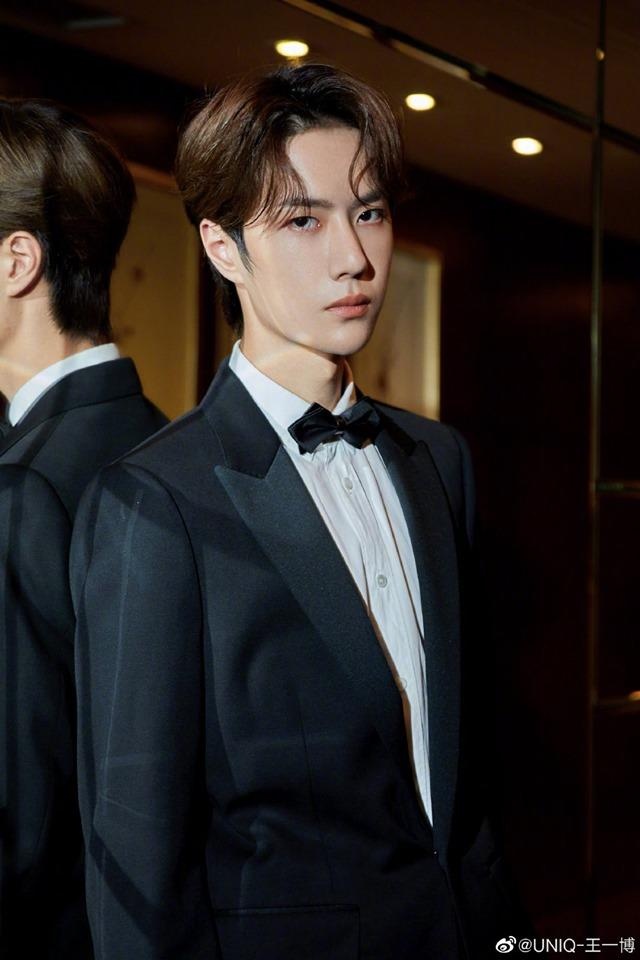 sao nam mac vest dep anh 9