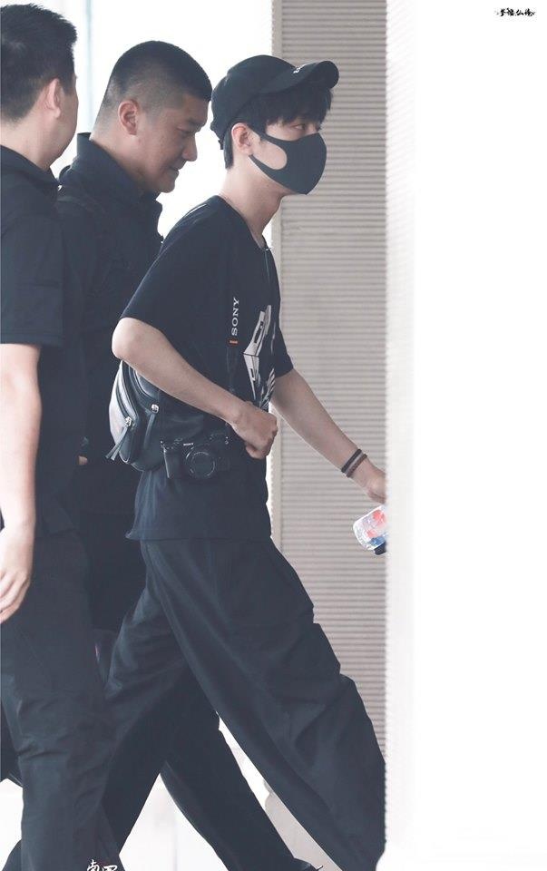 Thoi trang doi thuong Tieu Chien anh 11