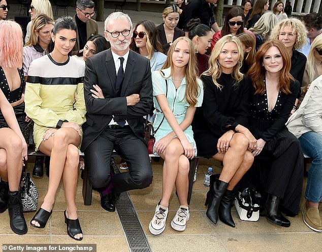 Kendall Jenner khong dien tai NYFW anh 1