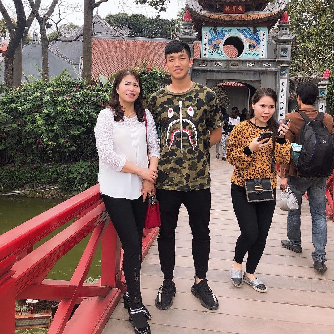 bo suu tap giay hieu cua cau thu Viet anh 10