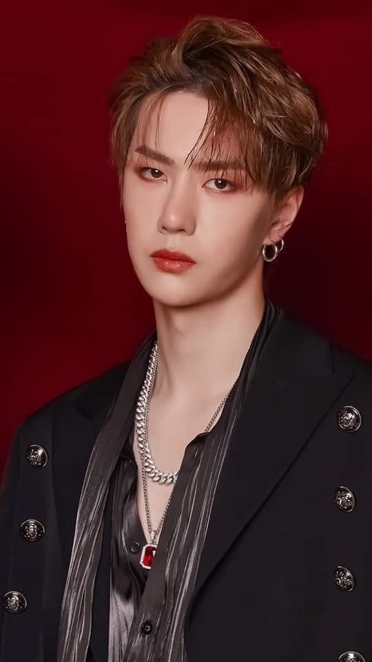 kieu toc cua Vuong Nhat Bac anh 10