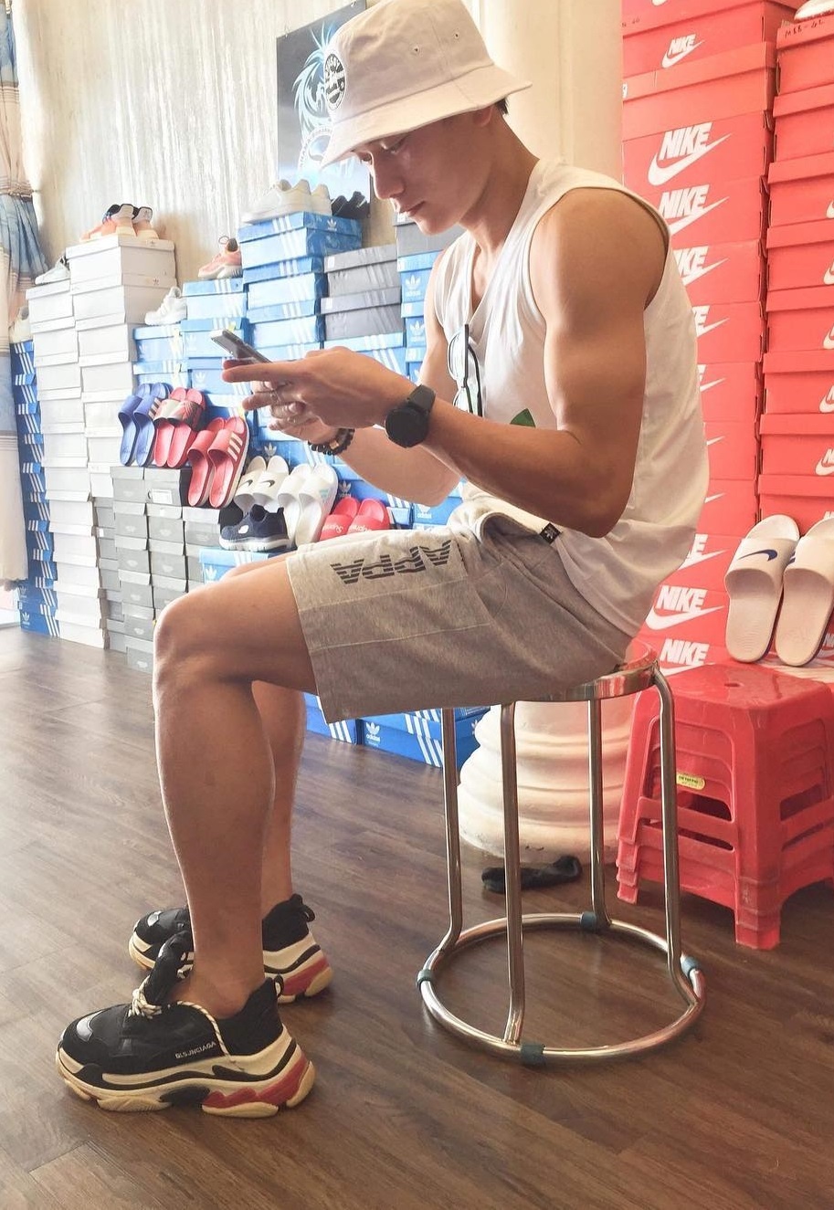 bo suu tap giay hieu cua cau thu Viet anh 2