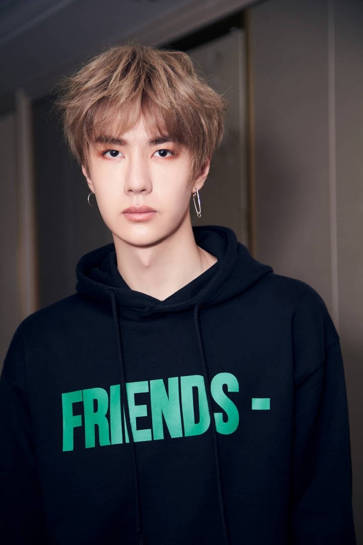 kieu toc cua Vuong Nhat Bac anh 6