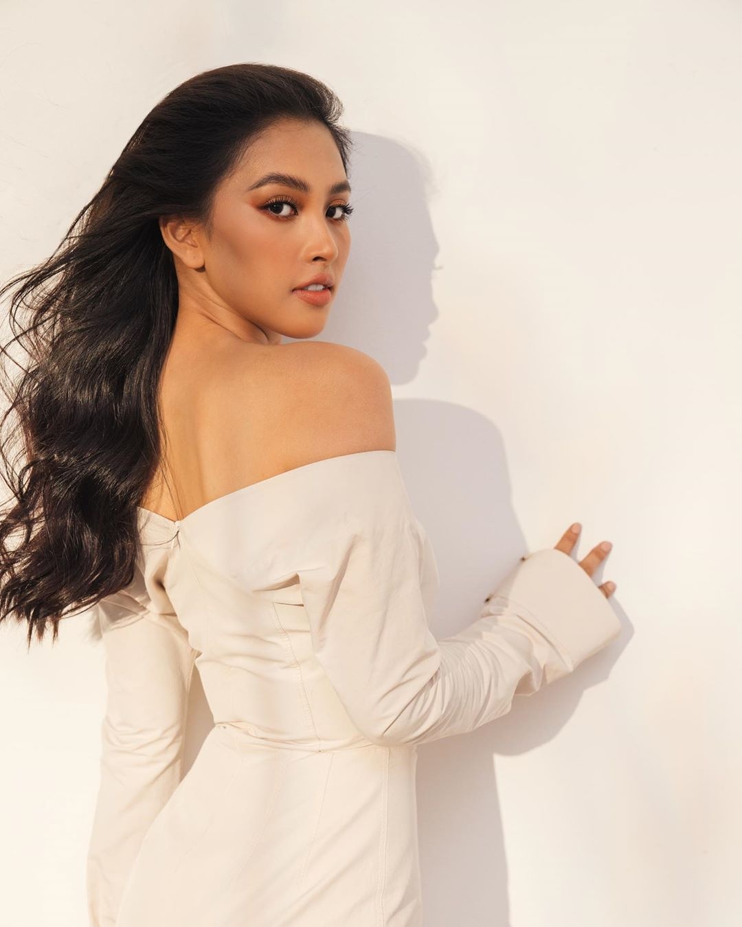 thoi trang hoa hau Tieu Vy sau 1 nam dang quang anh 13