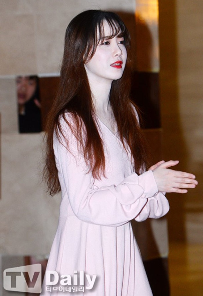 sao Han tro thanh tham hoa makeup anh 2