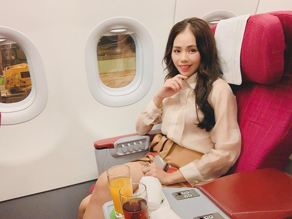 thoi trang ca si Huong Ly anh 1