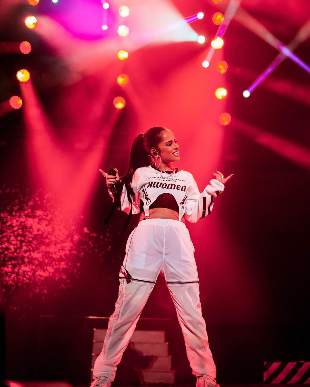 thoi trang Becky G anh 2