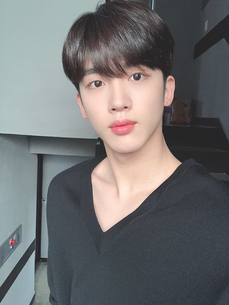 Yohan o san bay anh 6