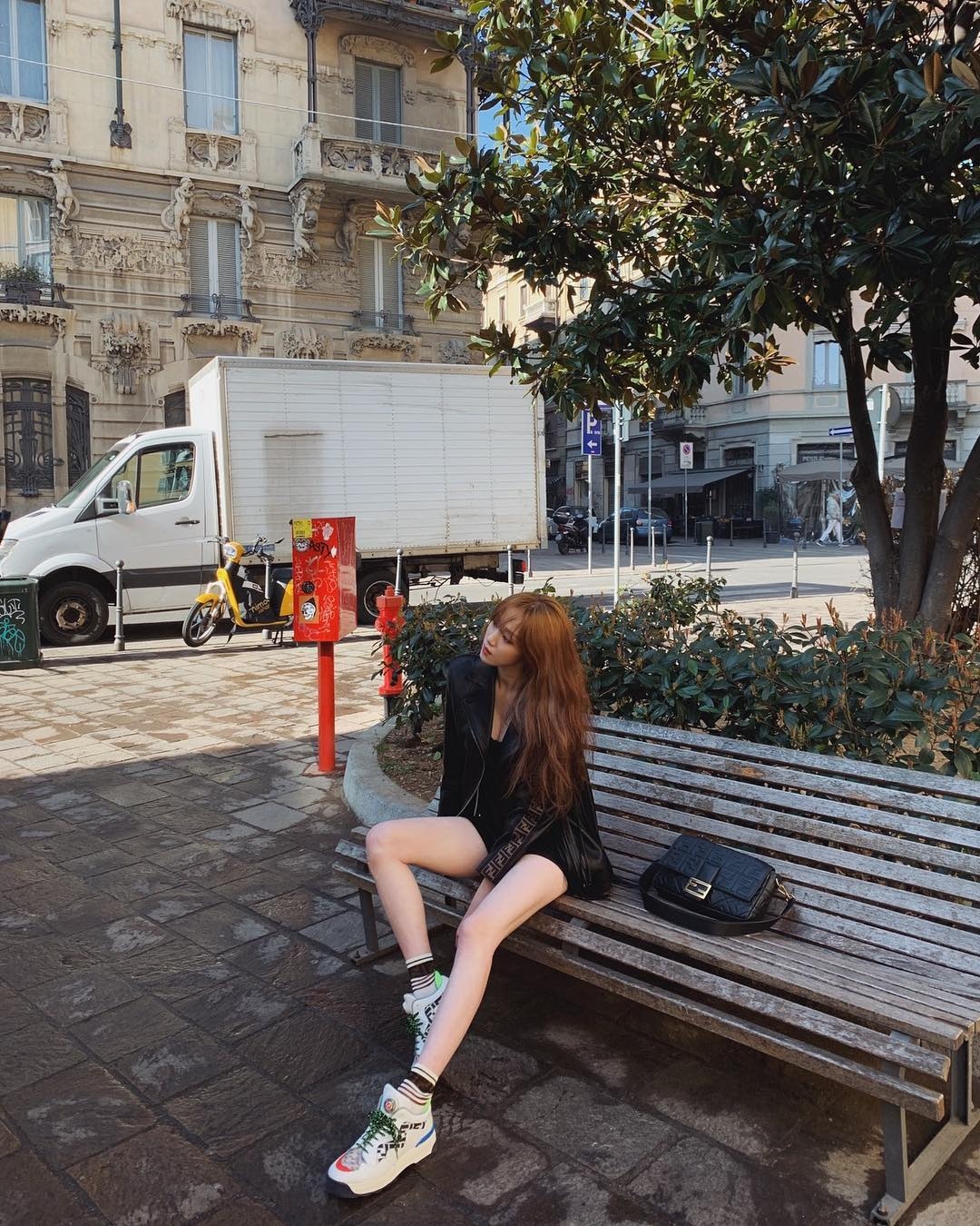 Thoi trang Lee Sung Kyung anh 15