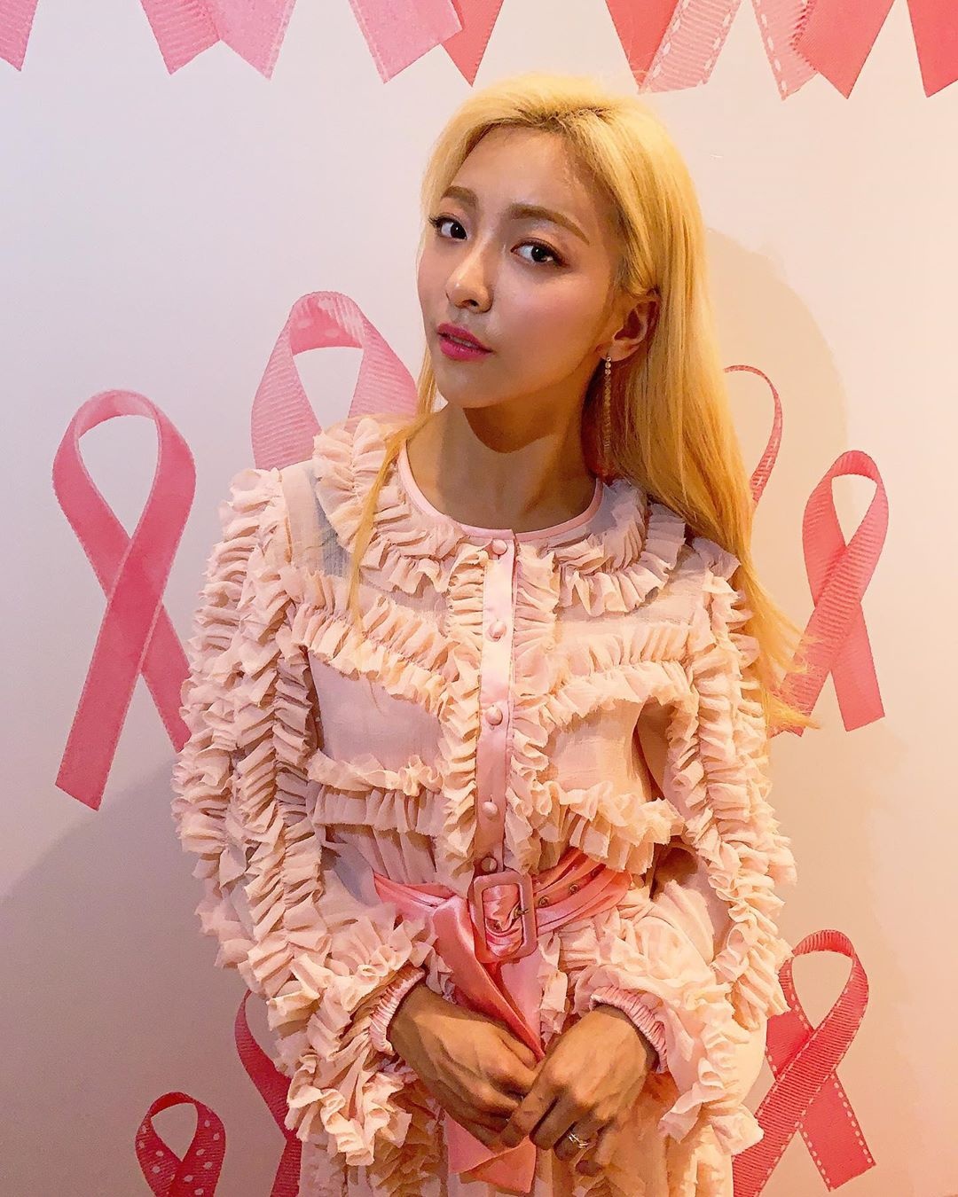 phong cách thời trang của Luna ảnh 9 phong cach thoi trang cua Luna anh 9