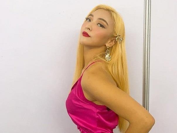 Luna thuong trang diem loi, bi che an mac xau sau khi roi SM hinh anh