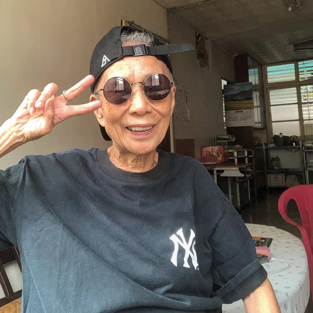 cu ba 91 tuoi an mac chat anh 10