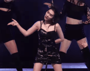 Man trinh dien trong mua thu hut cua Sunmi hinh anh