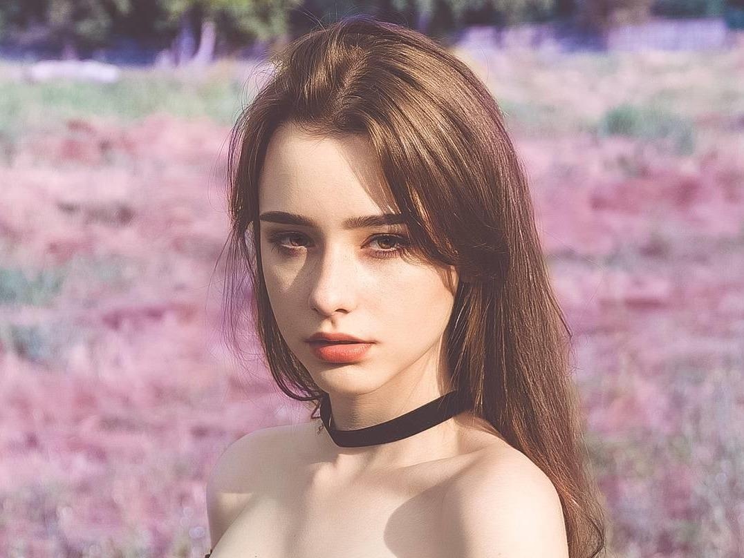 Hoc hot girl Ukraine cach trang diem de chup anh selfie dep hinh anh