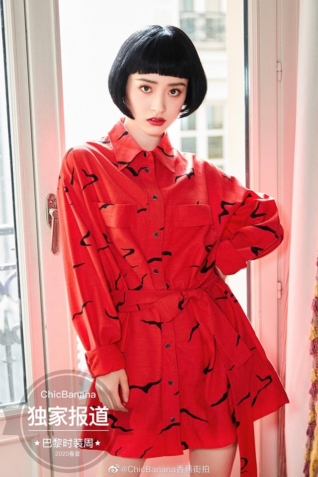 thoi trang du su kien Tham Nguyet anh 1