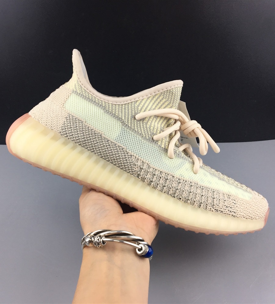 giày Yeezy mất giá ảnh 2 giay Yeezy mat gia anh 2