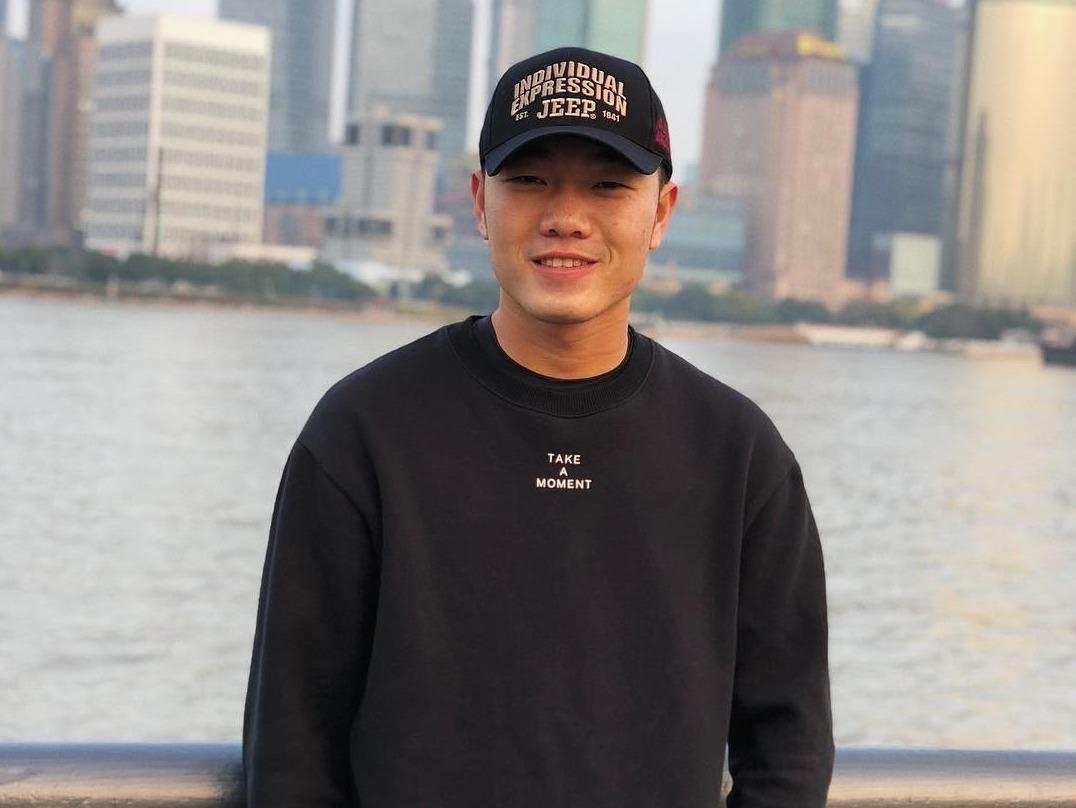 Xuan Truong co gu thoi trang don gian, duoc khen giong Han Quoc hinh anh