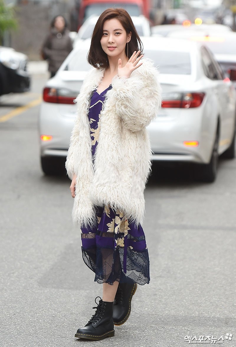 idol nu dien Dr. Martens anh 9