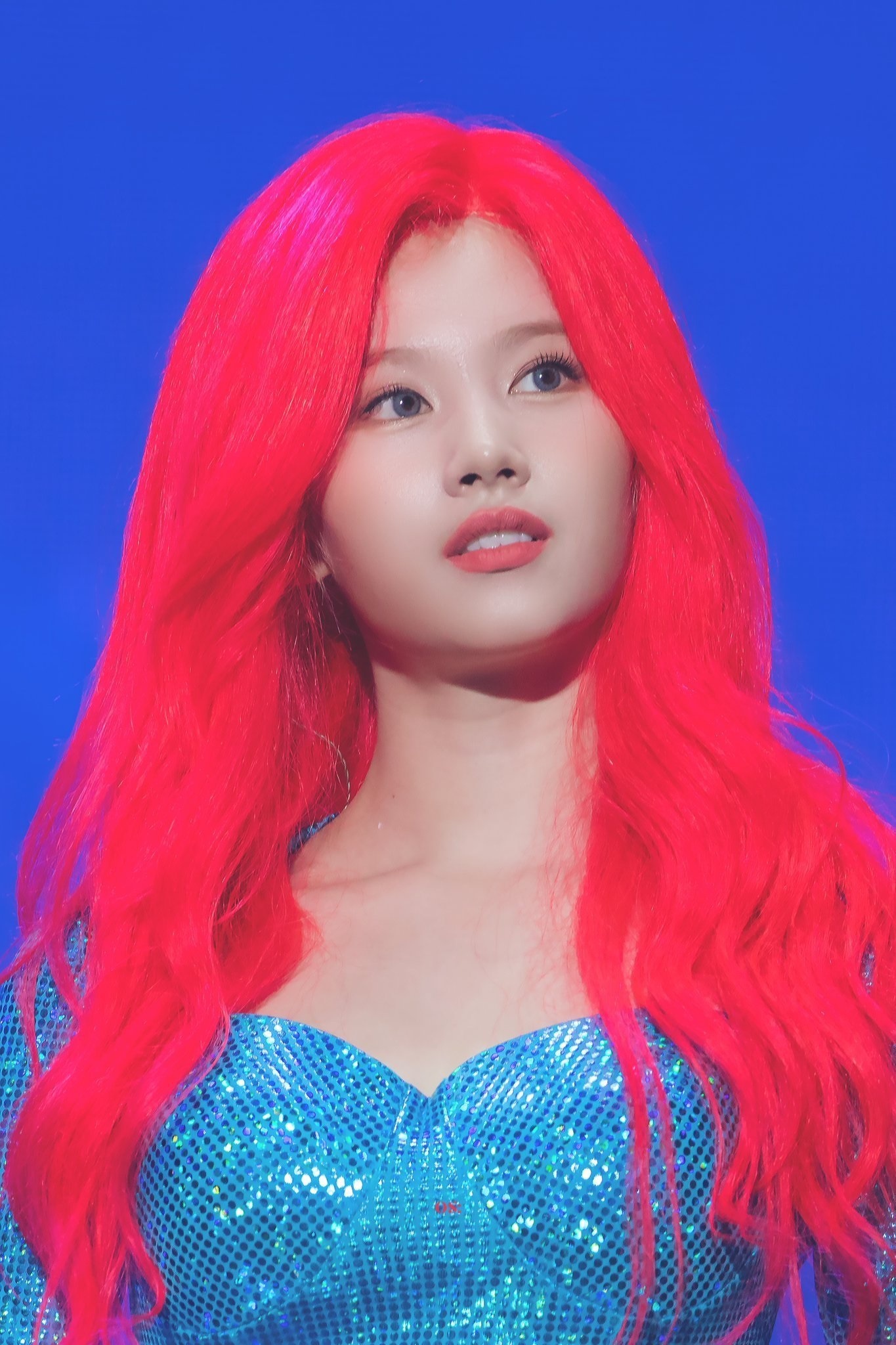 Twice hoa trang Halloween anh 9