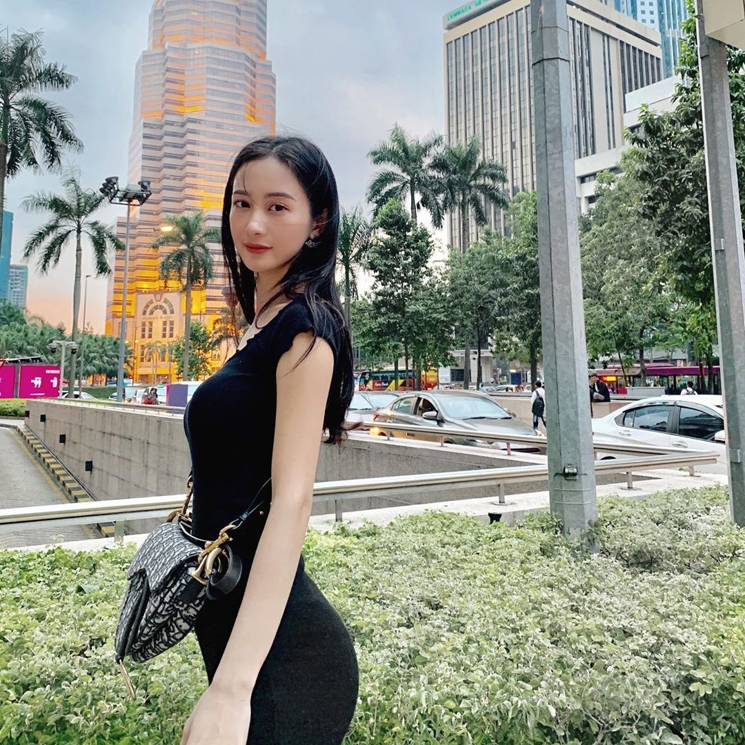 my nhan Viet mac vay bo sat anh 11