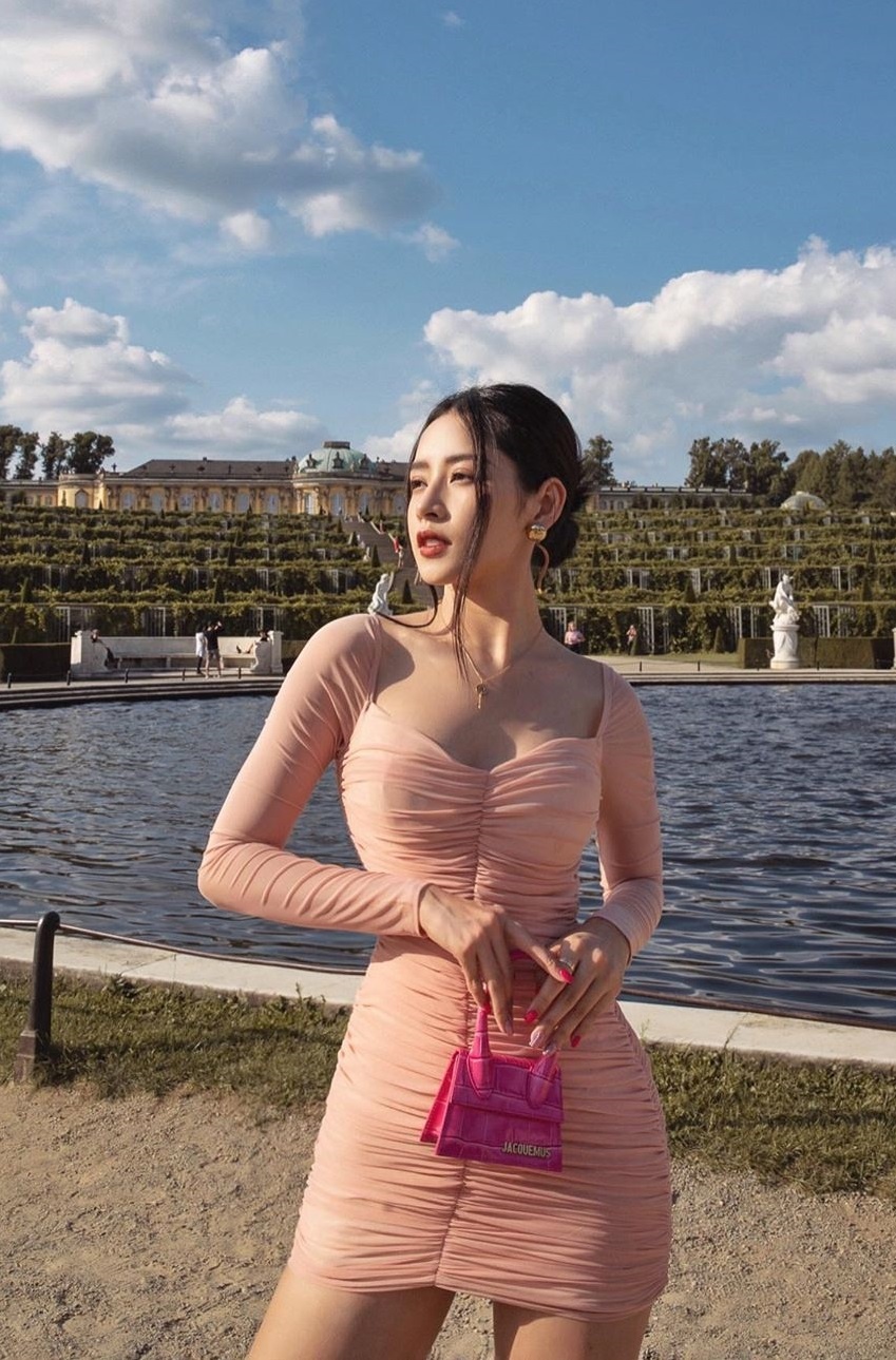 my nhan Viet mac vay bo sat anh 3