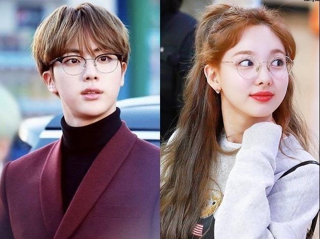 Jin (BTS) va dan sao Han Quoc trong dep hon khi deo kinh hinh anh
