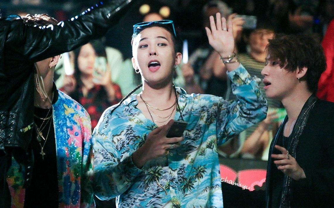 Di giay dap got, toc mullet va loat xu huong duoc G-Dragon lang xe hinh anh