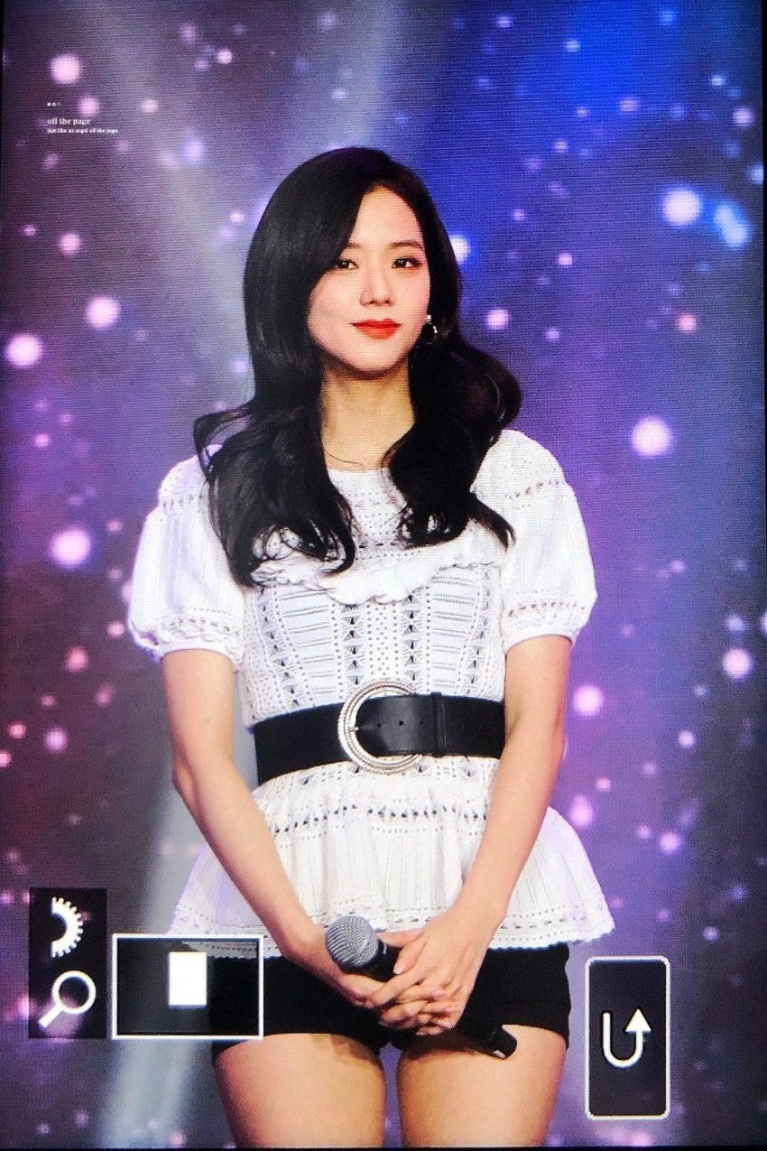 dien mao moi cua BlackPink anh 8