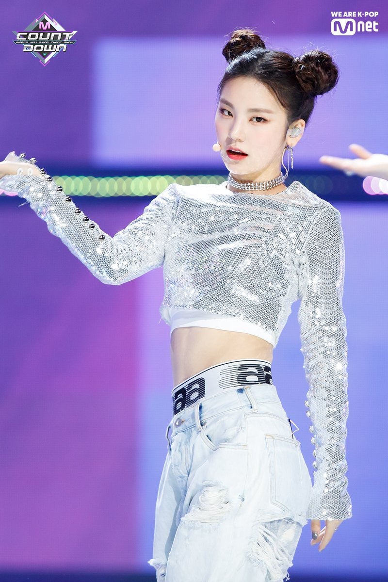 sao Han bui toc 2 ben anh 2