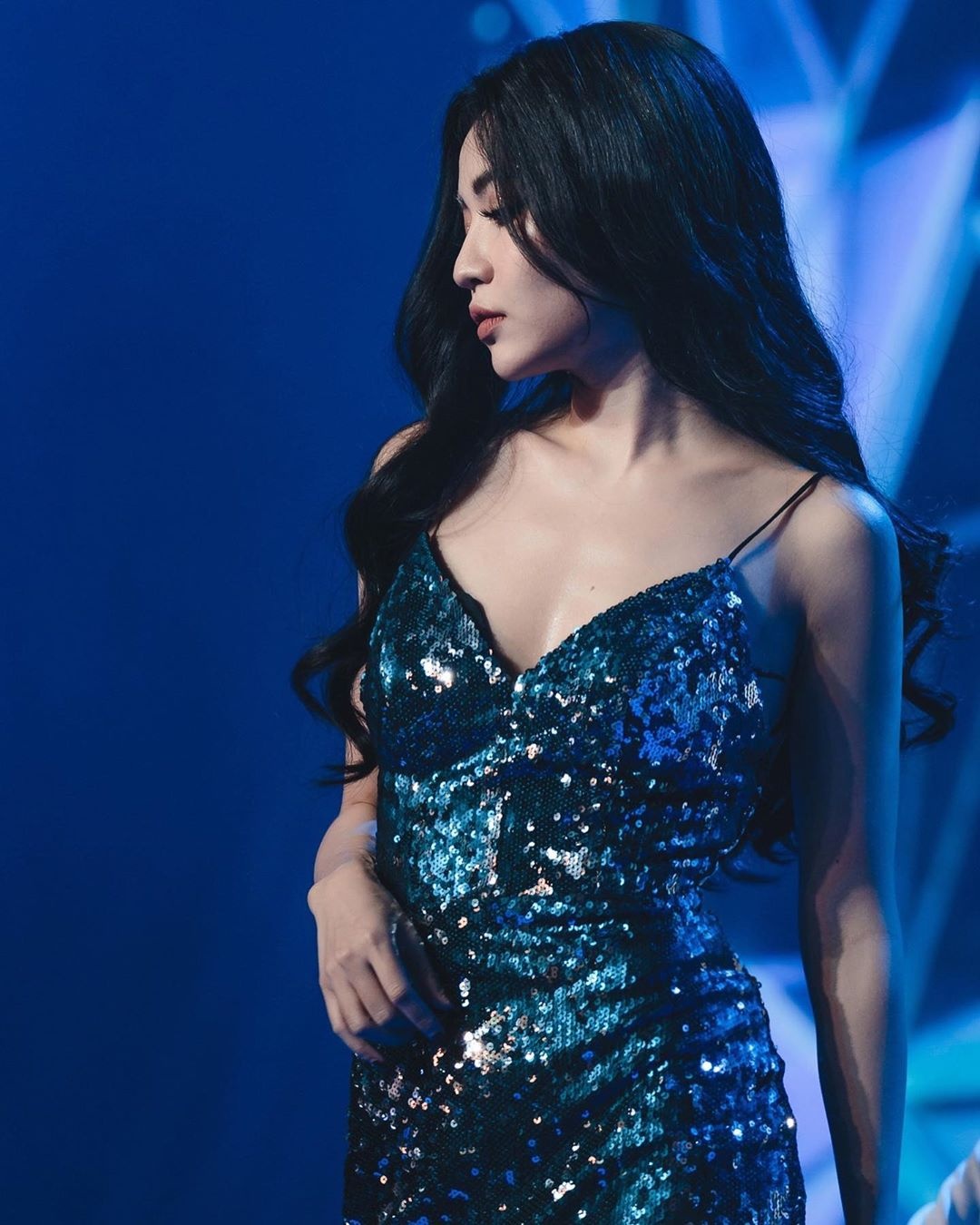 Bich Phuong an mac sexy anh 7