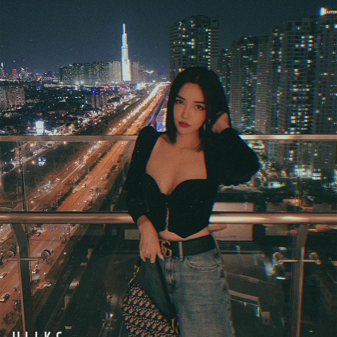 Bich Phuong an mac sexy anh 3