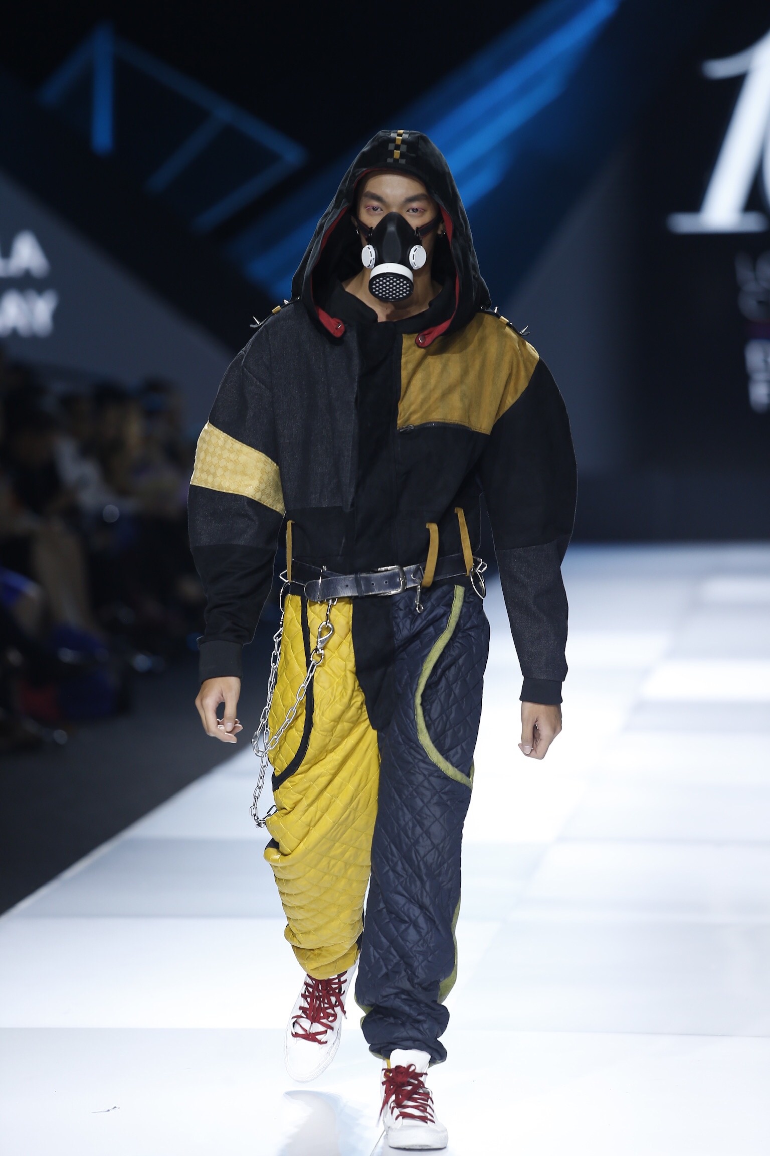 Aquafina Vietnam International Fashion Week 2019 anh 38