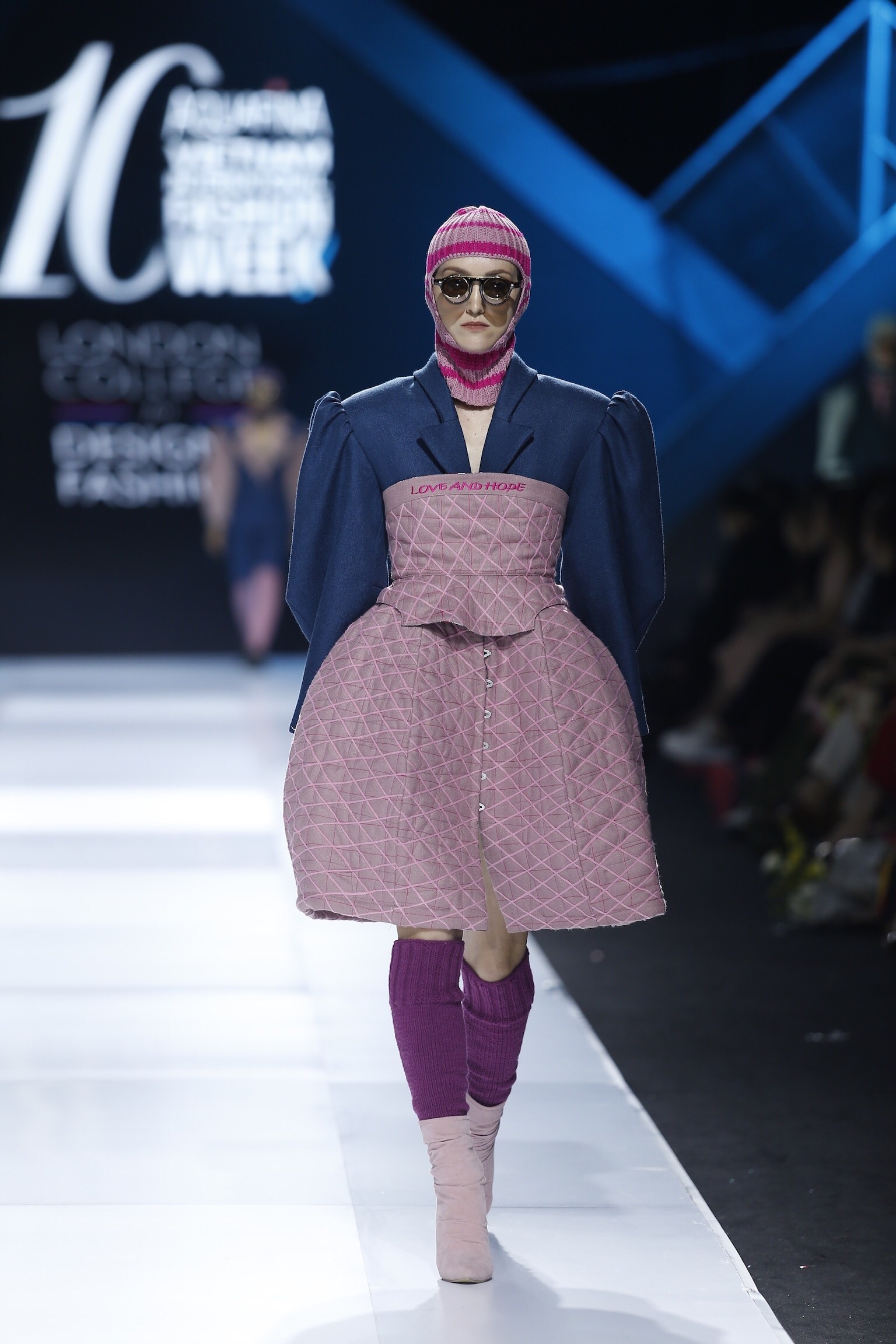 Aquafina Vietnam International Fashion Week 2019 anh 39
