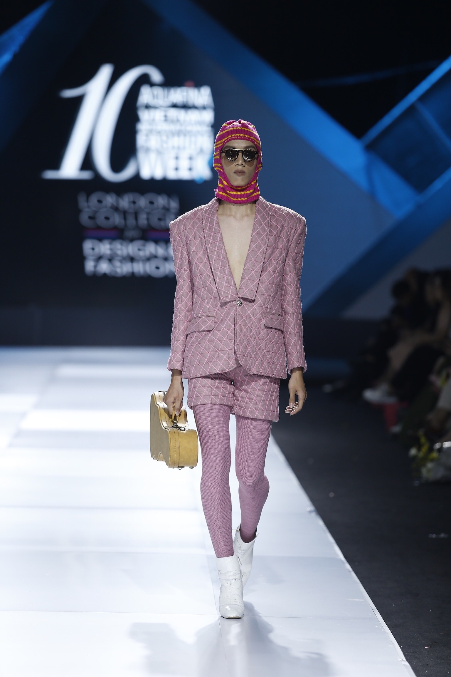 Aquafina Vietnam International Fashion Week 2019 anh 40