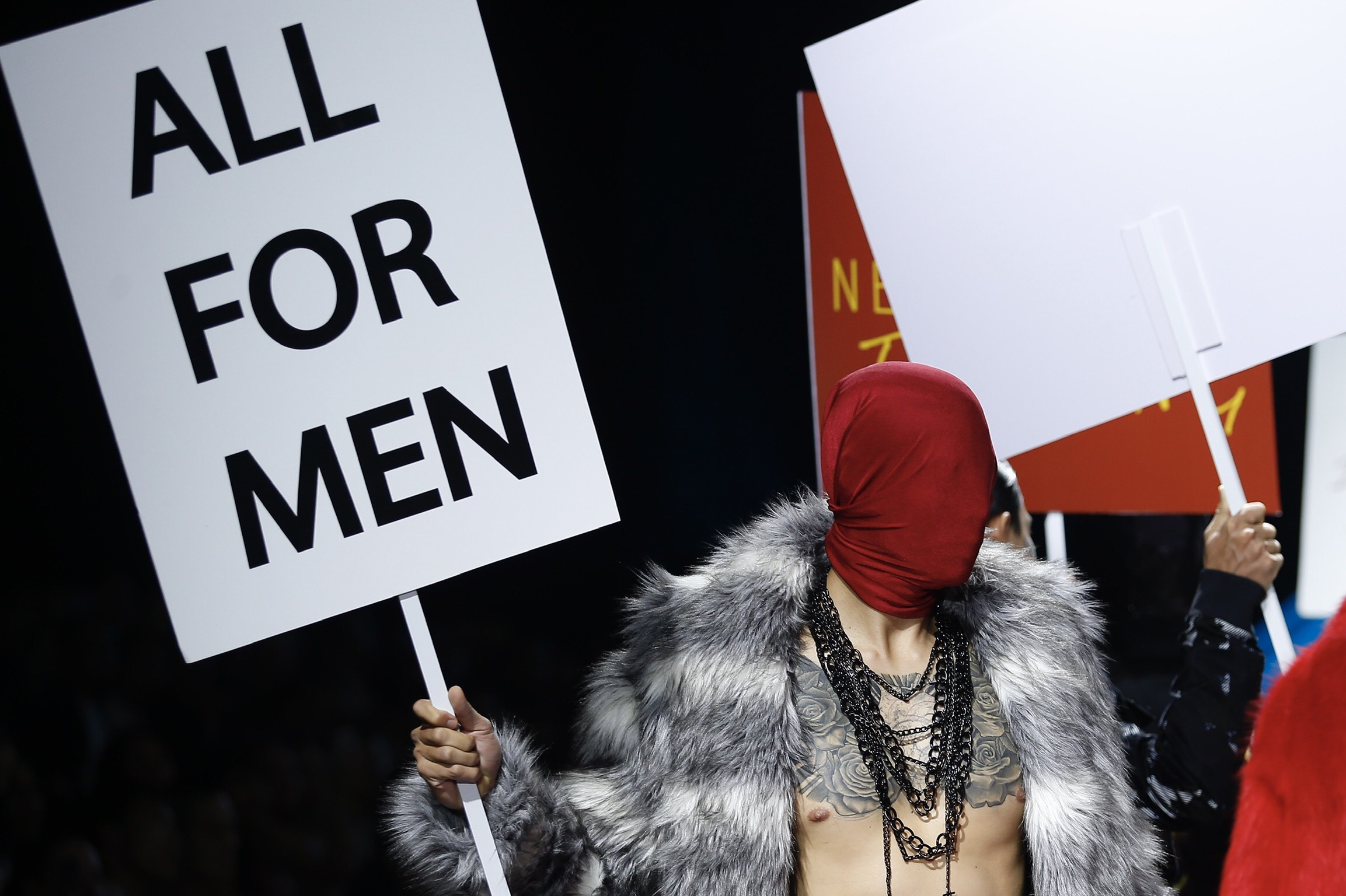 Aquafina Vietnam International Fashion Week 2019 anh 26