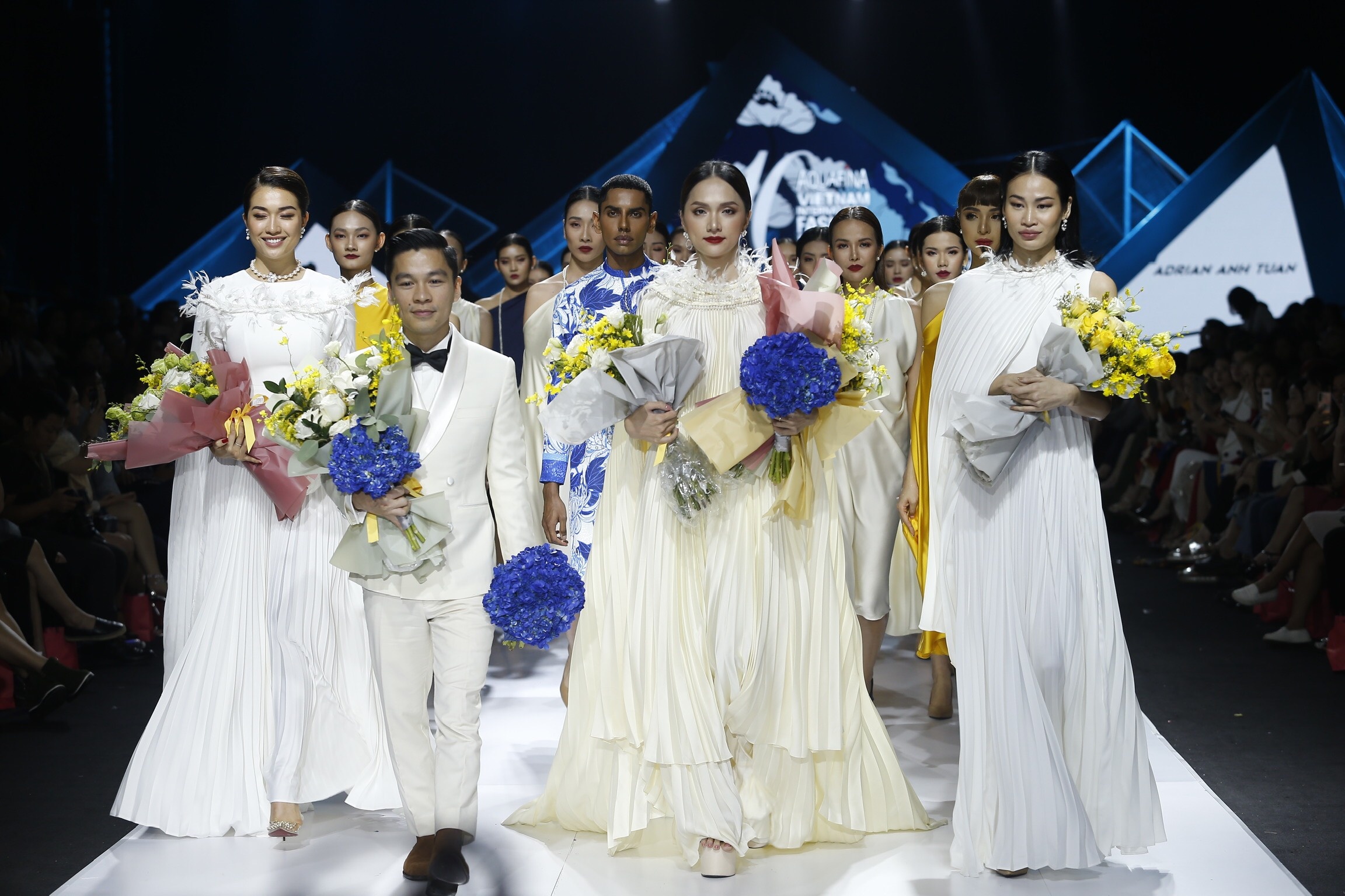 Aquafina Vietnam International Fashion Week 2019 anh 47