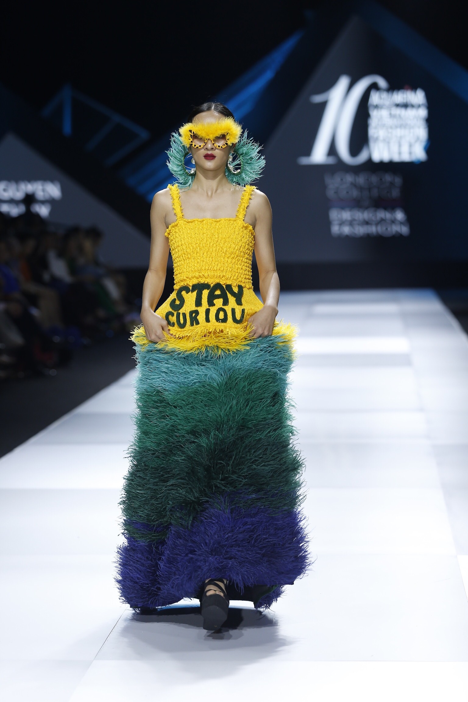 Aquafina Vietnam International Fashion Week 2019 anh 35
