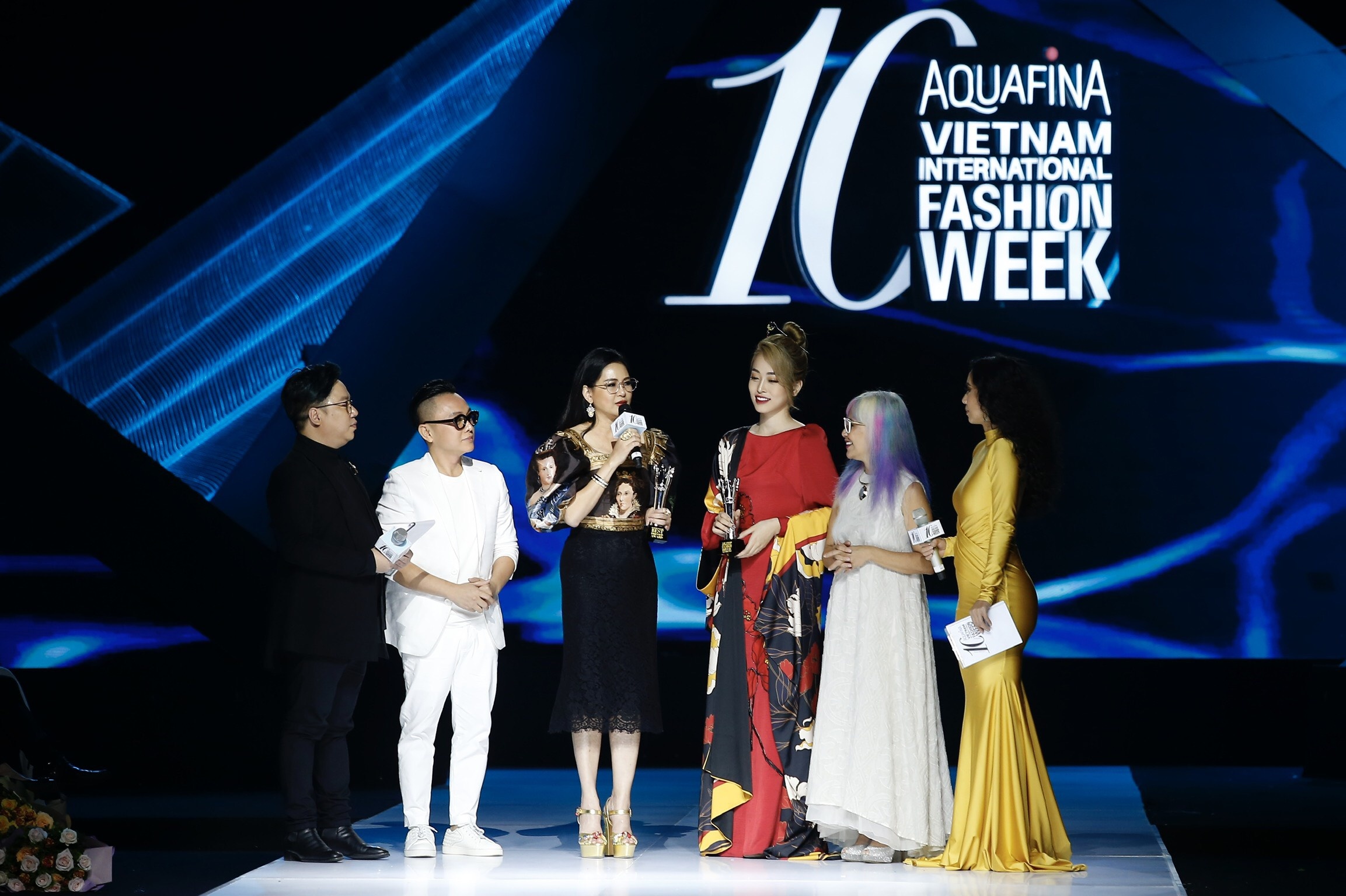 Aquafina Vietnam International Fashion Week 2019 anh 5