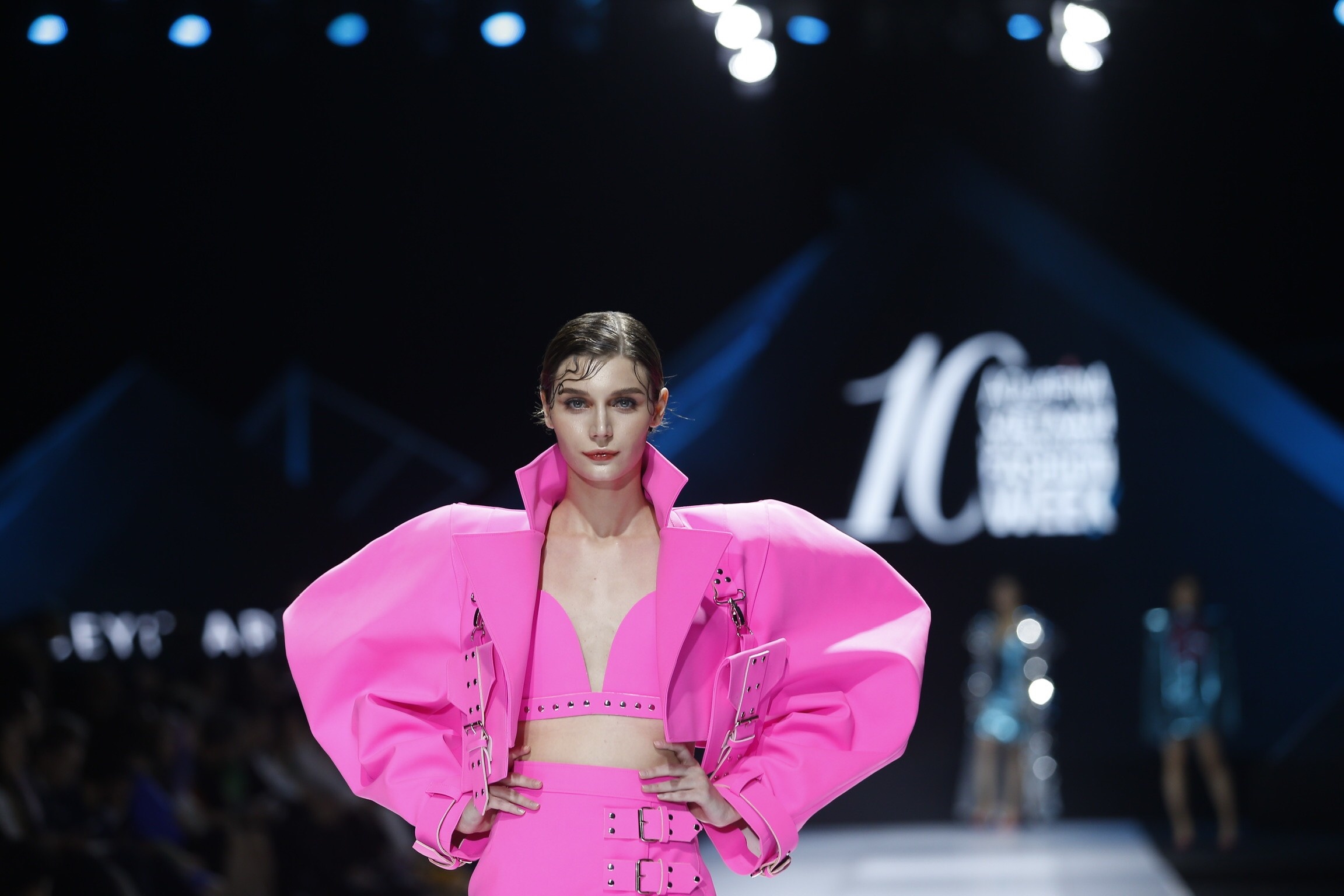 Aquafina Vietnam International Fashion Week 2019 anh 17